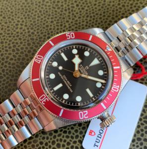 Tudor Black Bay Red 41mm Automatic Ref. 7941A1A0RU - Mint Box & Papers