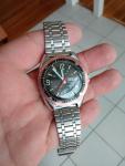 Vintage Clinton Day Date World Time Divers Wrist Watch
