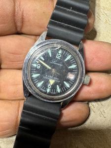 Vintage Men's Lucerne 5 ATM Divers Analog Watch With Date Feature