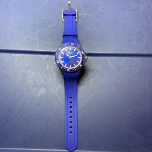 Filippo Loreti Okeanos Purple Rubber Link (NEEDS BATTERY)