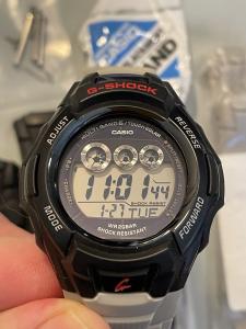 Casio GSHOCK GWM530A-1 Tough Solar Atomic Watch PLUS Extra Bands/Etc - EXCELLENT