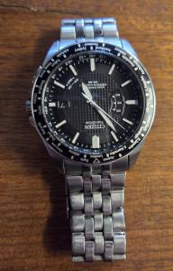 CITIZEN ECO-DRIVE RADIO CONTROLLED MEN'S WATCH Great Condition 