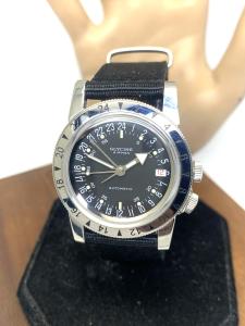 Glycine Men's Watch 3944.2 Airman No 1 Swiss Automatic Black Dial Nylon Strap