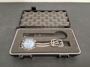 Sangin Sea Blue Diver's Watch with Bezel