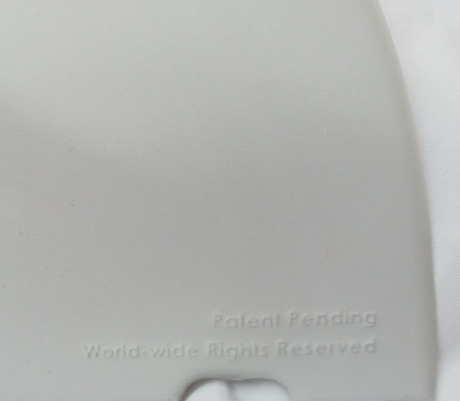 Puj Foldable Baby Bath Seat