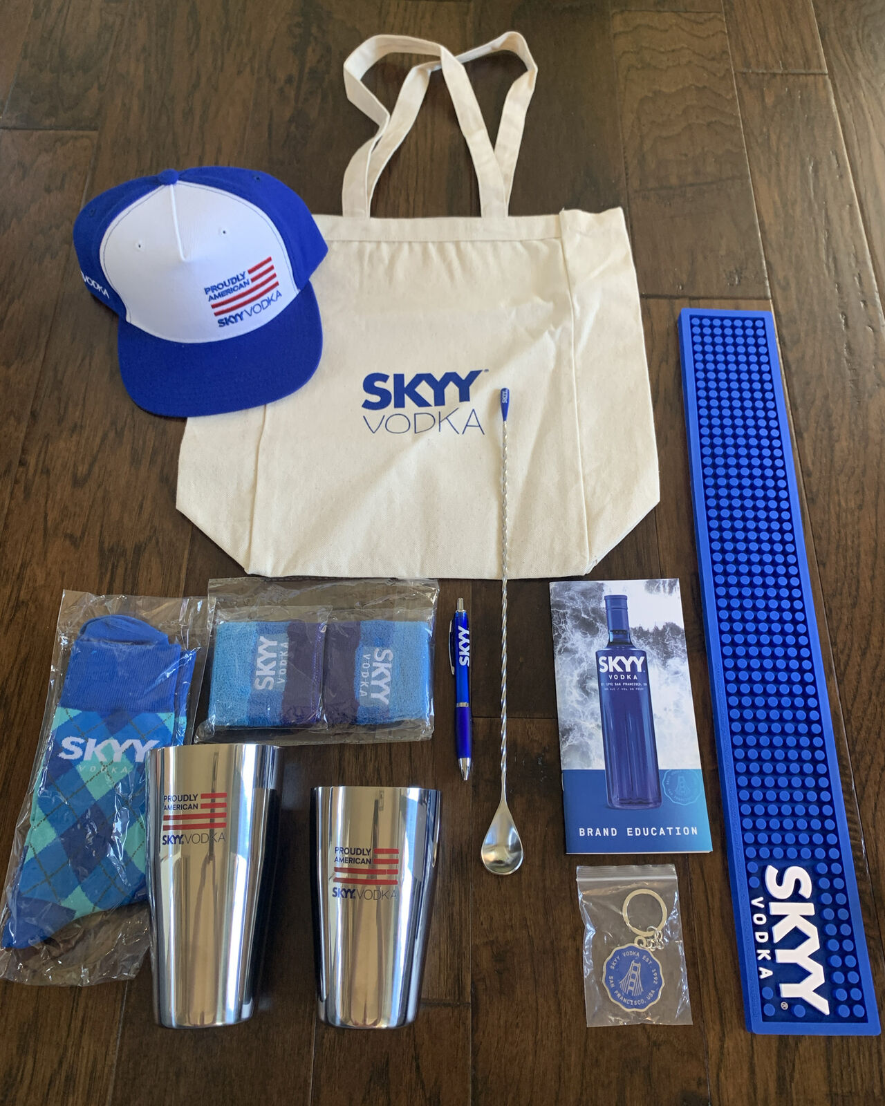 Skyy Vodka Bartender Kit - 11 Pieces