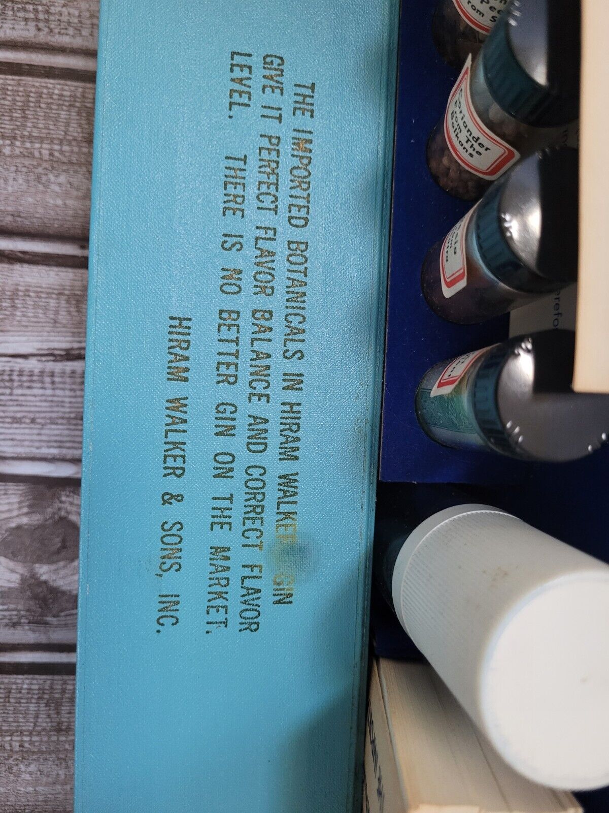Hiram Walker London Dry Gin Salesman Sample Kit