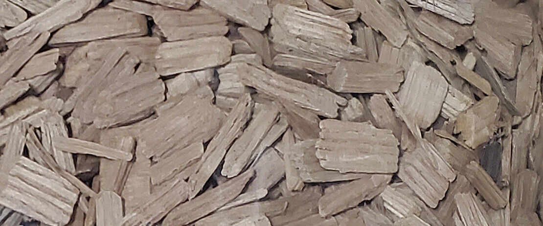 Light Oak Chips - 1 lb. => Light Oak Chips - 1lb