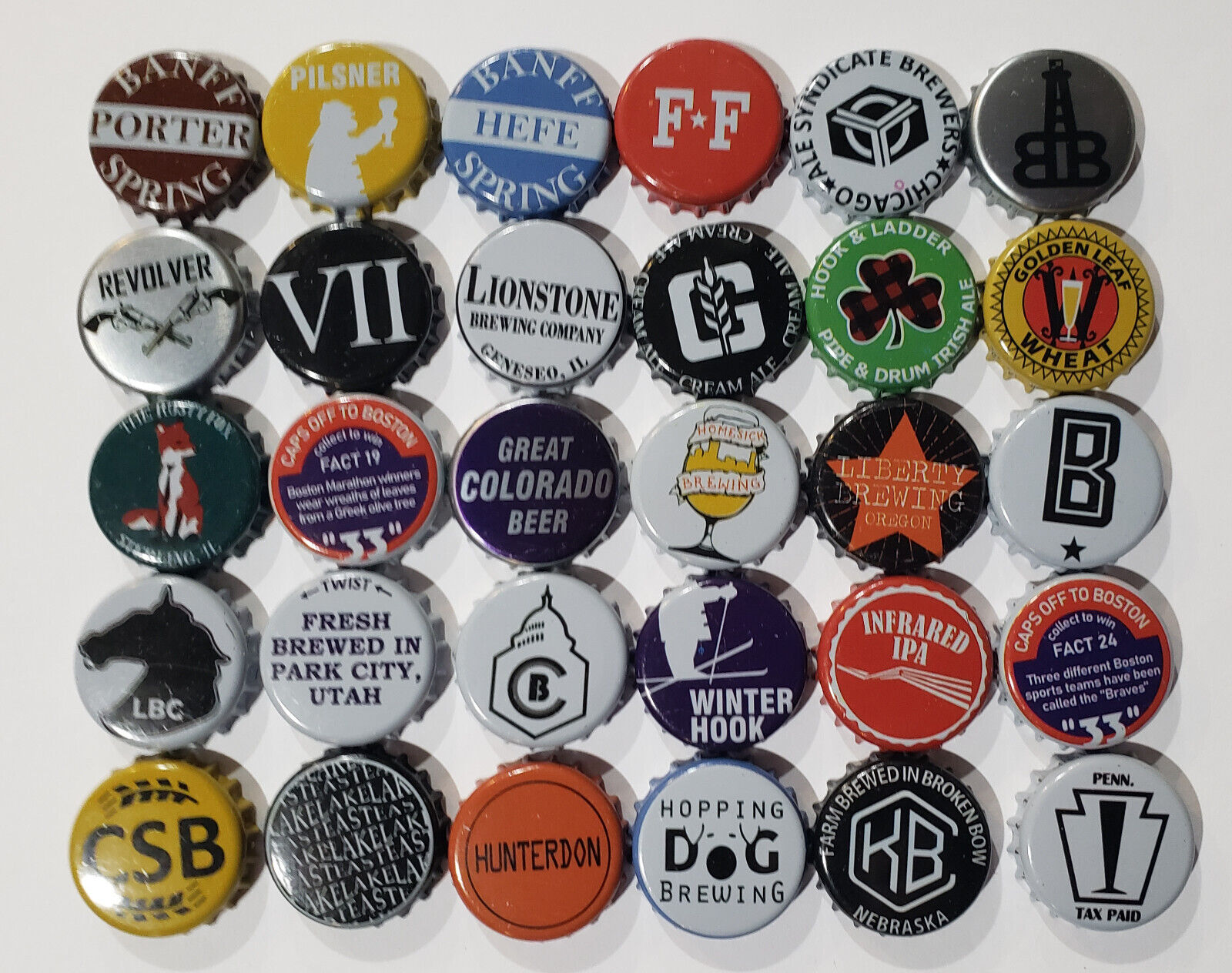 Assorted Beer Bottle Caps Set - 500 Caps