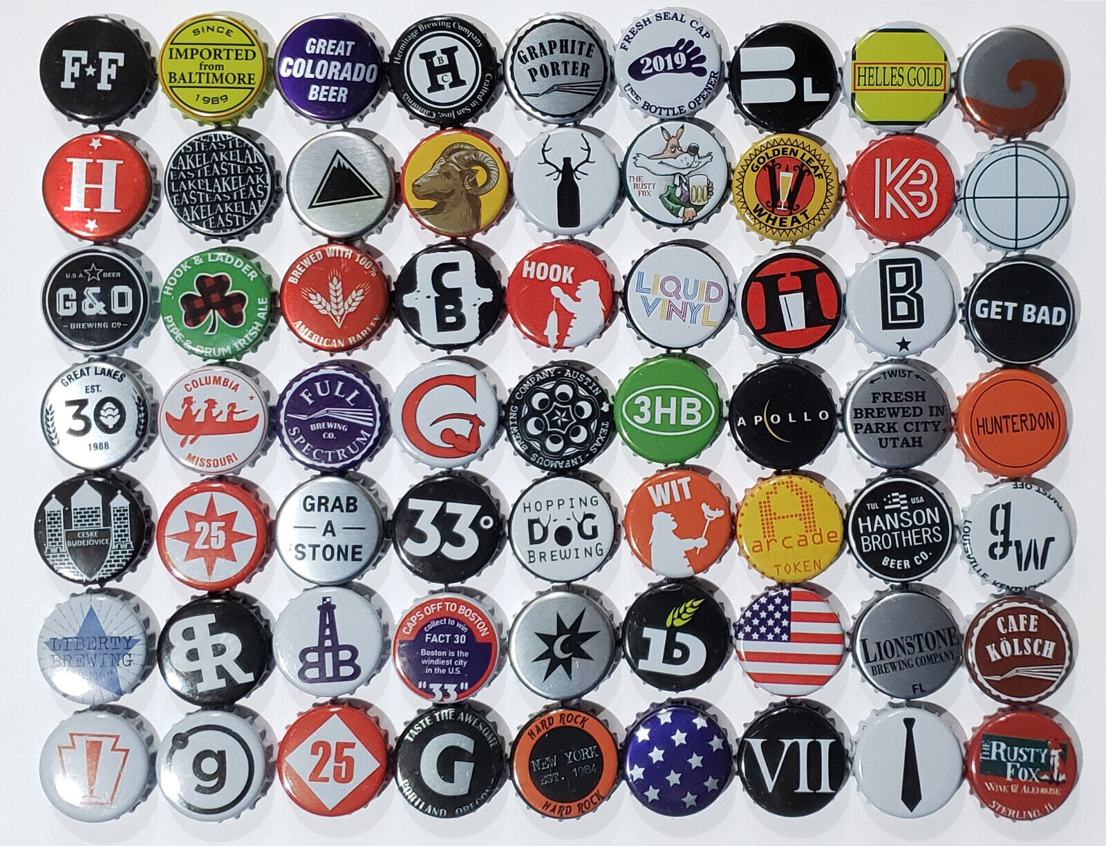 Assorted Beer Bottle Caps Set - 500 Caps
