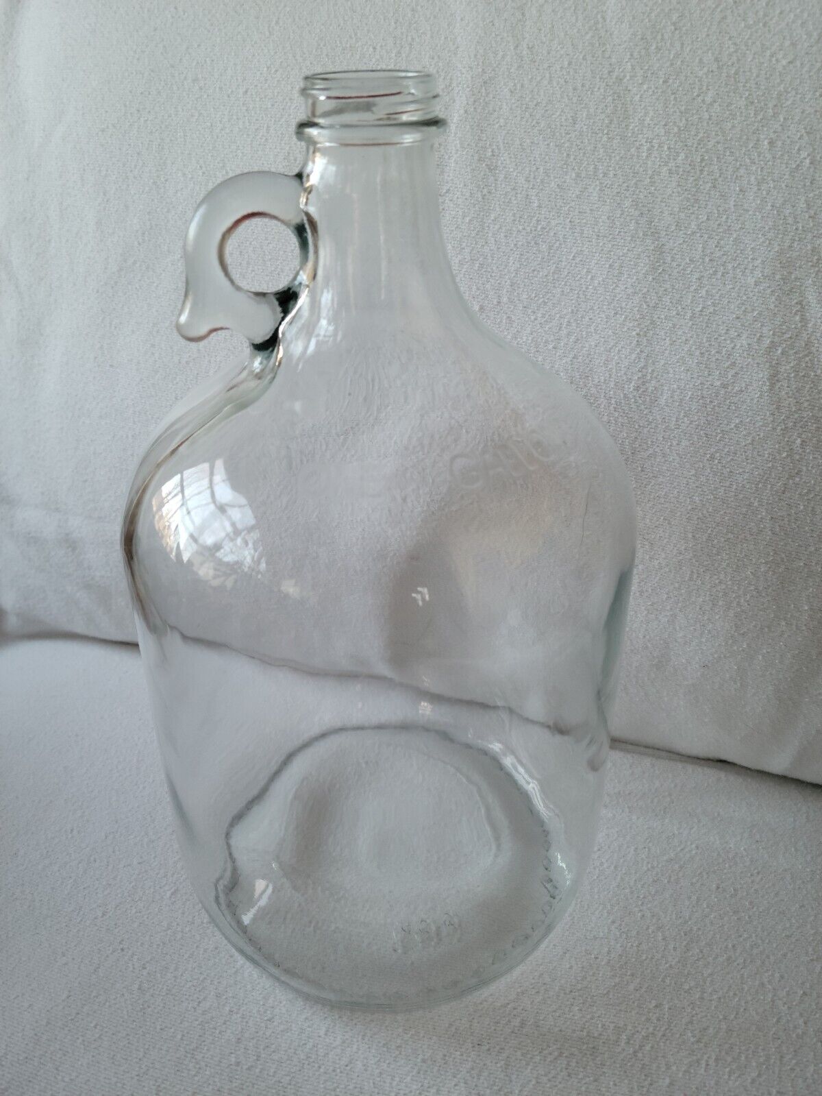 Threaded Cap Airlock for Small Batch Fermentation