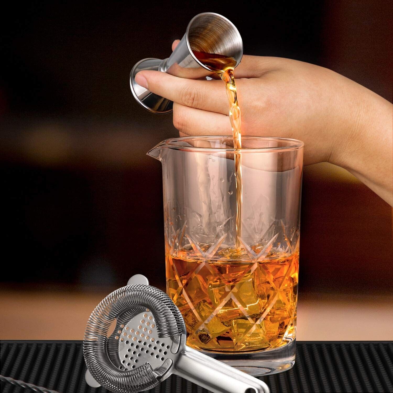 HIWARE 24 Oz Seamless Crystal Cocktail Mixing Glass