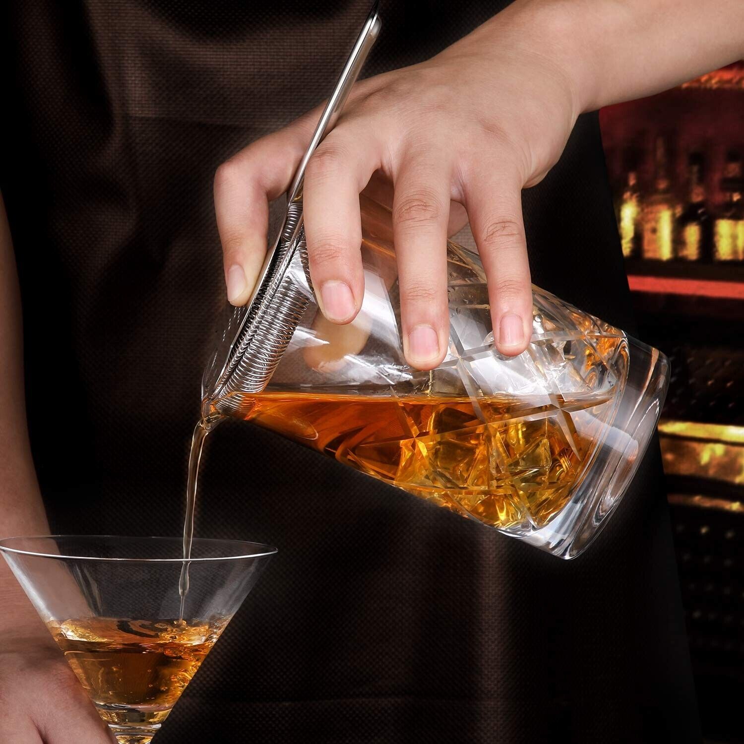 HIWARE 24 Oz Seamless Crystal Cocktail Mixing Glass