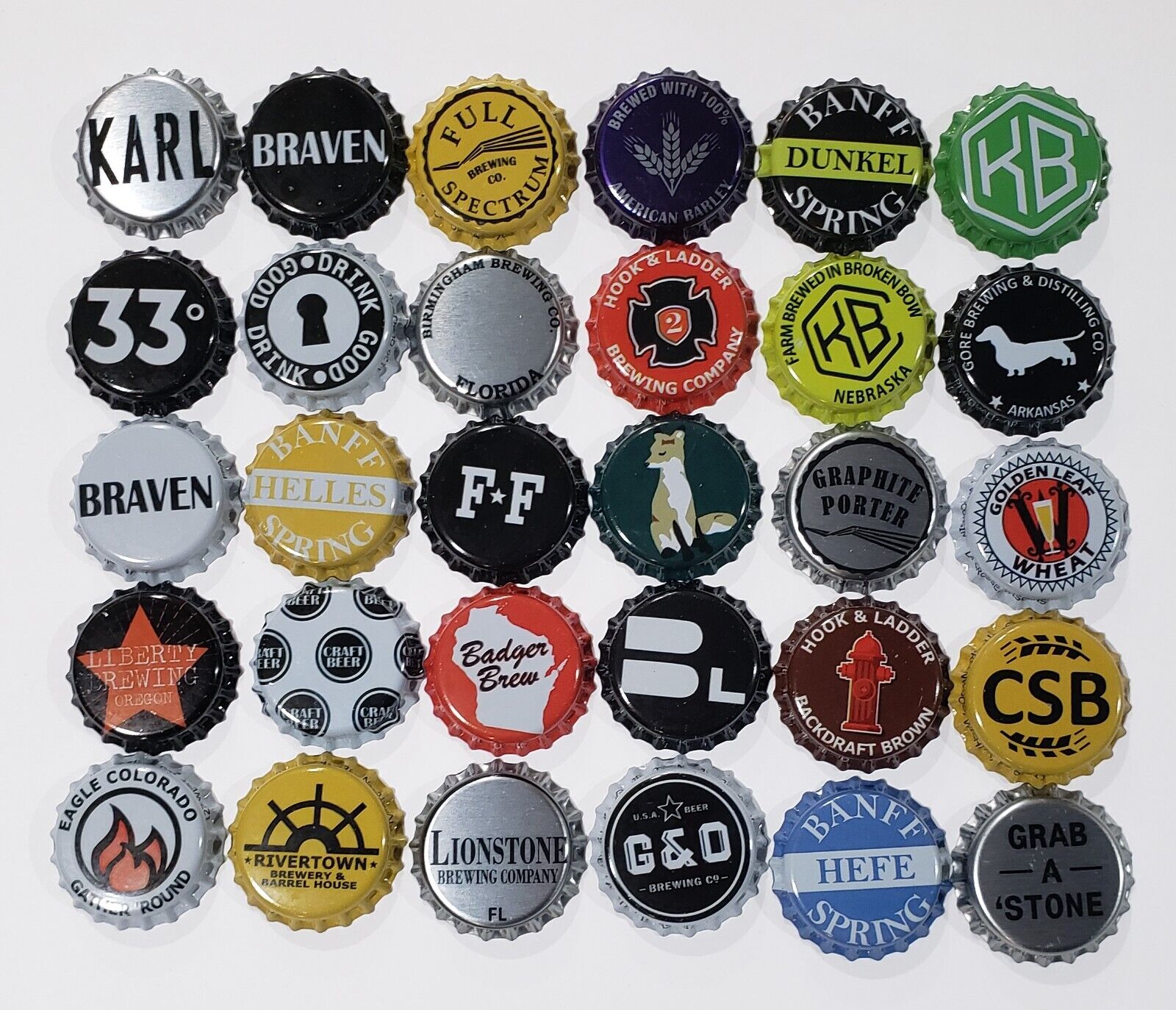 Ultimate Assorted Mix: 500 Distillery Crown Caps