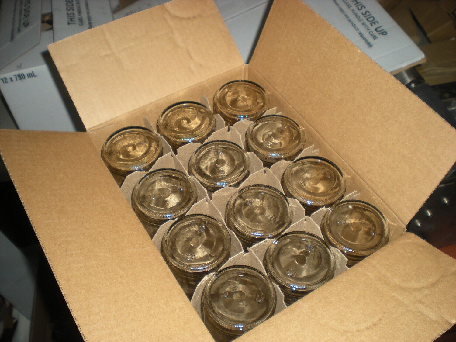 12pc 750ml Clear Glass Bottles with Screw Caps