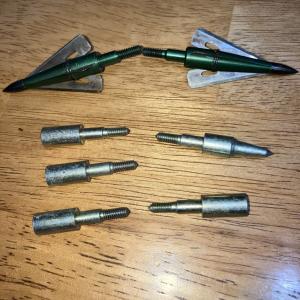 Assorted Broadheads and Arrow Tips Bundle