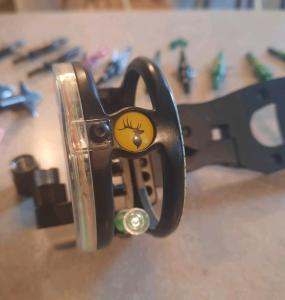 Fixed and Mechanical Broadheads for Crossbows