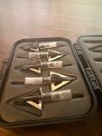 5-Pack Broadheads with Carry Case