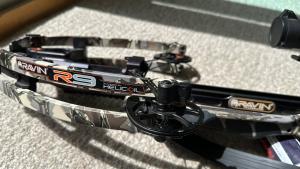 RAVIN R9 Camo Reverse Draw Crossbow