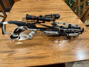 Ravin R10 Camo Reverse Draw Crossbow Package