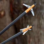 20-Inch Carbon Crossbow Bolts with Broadheads
