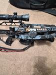 Ravin R26 Crossbow with 9 Arrows and Case