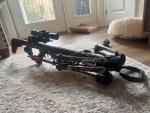 Barnett DRT 385 Crossbow Package with Carbon Arrows