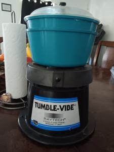 RAYTECH TUMBLE-VIBE TV5 Vibratory Tumbler Kit With Bowl & Lid