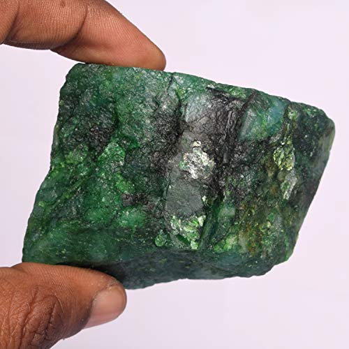 GEMHUB Rare Green Emerald Crystals and Healing Stones 842.50 Ct Natural Raw Lapidary Cabbing Rough Gemstones for Jewelry Making