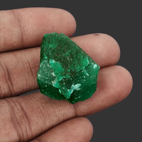 GEMHUB Rare Green Emerald Crystals and Healing Stones 842.50 Ct Natural Raw Lapidary Cabbing Rough Gemstones for Jewelry Making