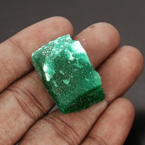 GEMHUB Rare Green Emerald Crystals and Healing Stones 842.50 Ct Natural Raw Lapidary Cabbing Rough Gemstones for Jewelry Making