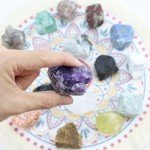 NUKAYAI 2Pcs Amethyst Raw Crystals 1.8-2.2" Large Rocks Rough Stones Healing Crystal for Tumbling Wicca Reiki Polishing Fountain DIY Lapidary Cabbing Wire Wrapping Decoration Natural Rock Gifts