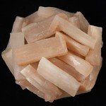 BEZAVO Orange Selenite Rough Stones - 1 lb Raw Crystals for Tumbling, Jewelry Making, Polishing, Cabbing, Lapidary, Fountain Rocks, Decoration, Gem Mining, Wire Wrapping, and Reiki Healing