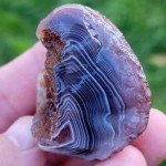Natural Stones 1 Lbs Tumbling Rough Raw Materials for Cabbing Tumbling Trimming Crystals Reiki Healing Lapidary (Botswana Agate with Skin, Banded Mix)