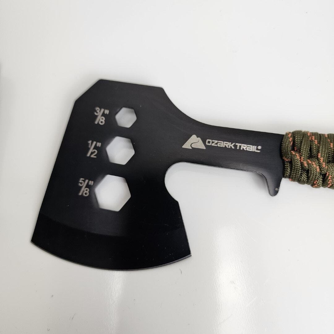 Paracord Hatchet with Fire Starter Package