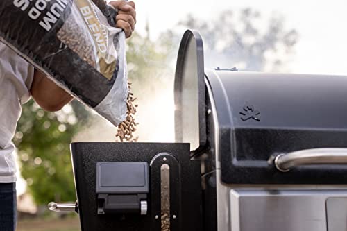 Woodwind Pro 36 Grill with Sidekick Sear