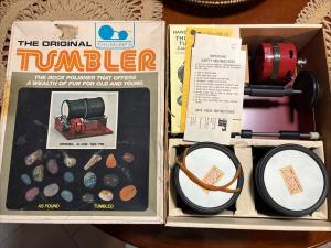 Thumler's Tumbler A-R2 Rock Polisher