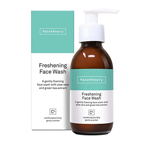 Green Tea Foaming Face Wash for Combination Skin - 140 ml