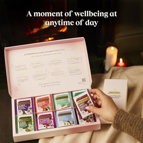 Twinings Green Tea Superblends Gift Box | 8 Flavors