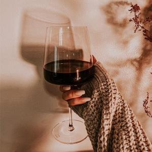 Shirley White Wine Glasses - Set of 4