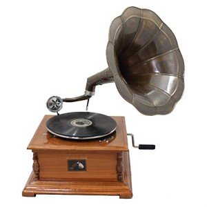 Antique Replica RCA Victor Gramophone with Bronze Horn
