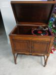 Itonia Hand Crank Oak Gramophone c.1910s