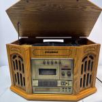Vintage-Style Wooden Record Player with CD and Radio