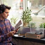 Vintage Wireless Turntable with Speakers for Vinyl