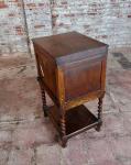 Itonia Hand Crank Gramophone with Oak Cabinet
