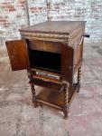 Itonia Hand Crank Gramophone with Oak Cabinet