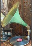 Brass and Wood Antique Wind-Up Gramophone