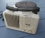 Art Deco 1940s Bakelite Sonora Record Player