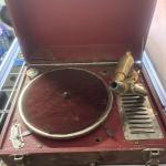 Red Case Vintage Wind-Up Gramophone Player