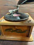 Thomas Home Collector's Edition Gramophone Phonograph